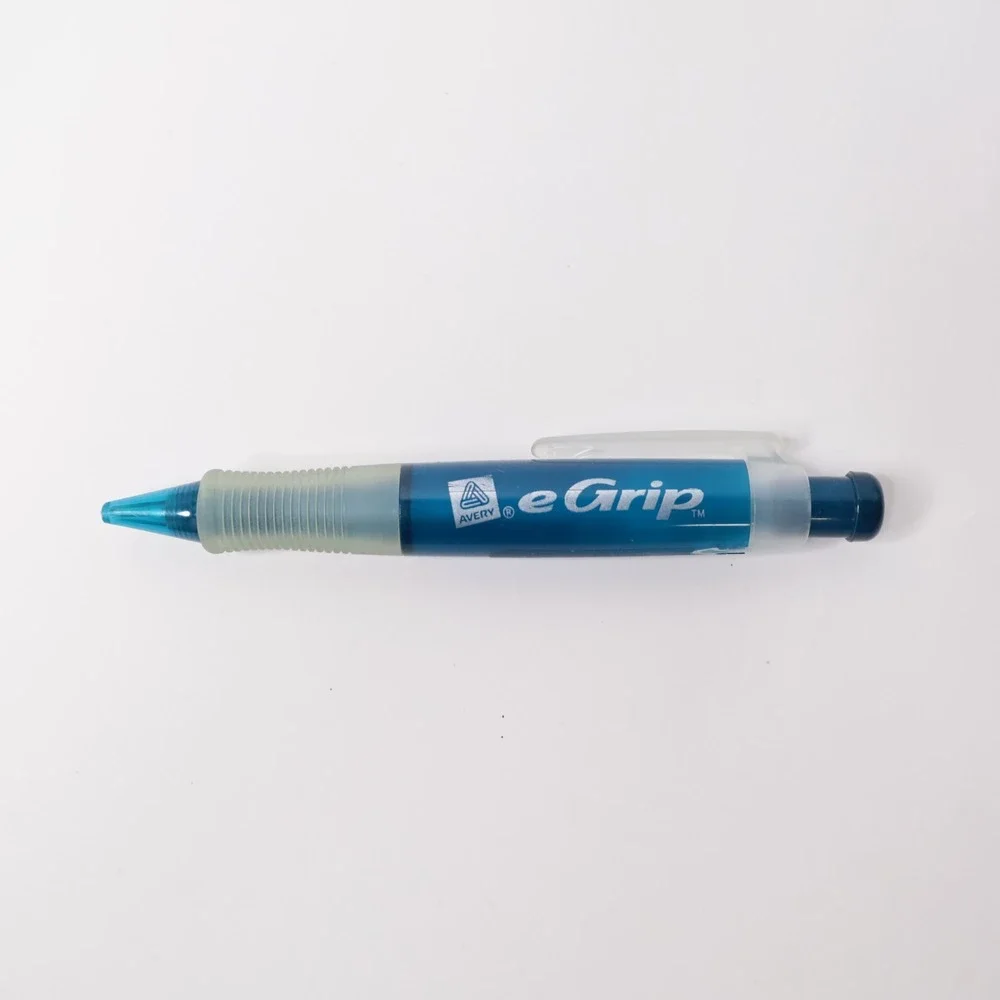 Avery eGrip Retractable Ballpoint Pen Blue Translucent Ergonomic Rubber‎ Grip